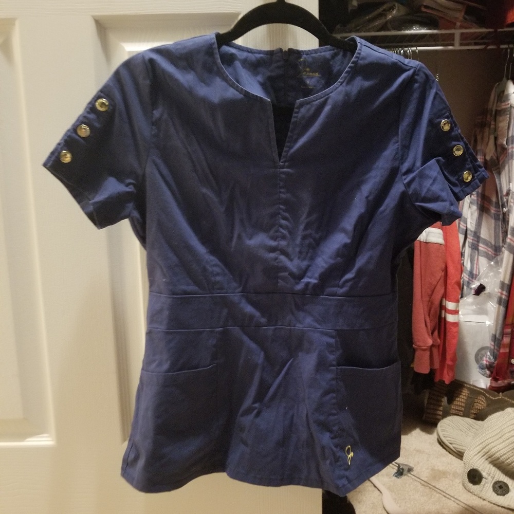 Scrub top
